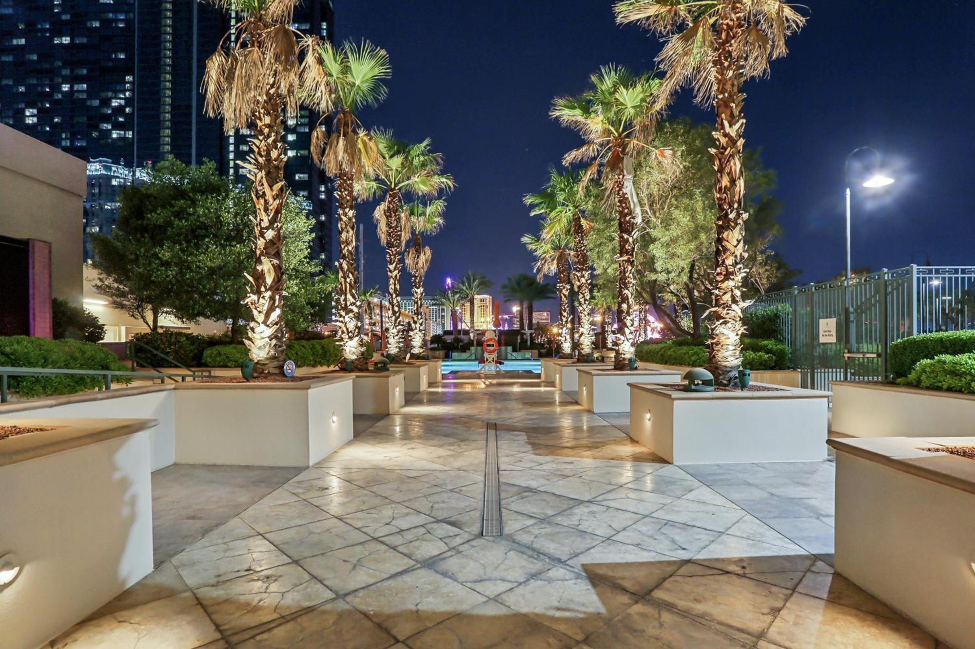 Mgm Signature Deluxe Balcony Strip View Suite Las Vegas Exterior foto