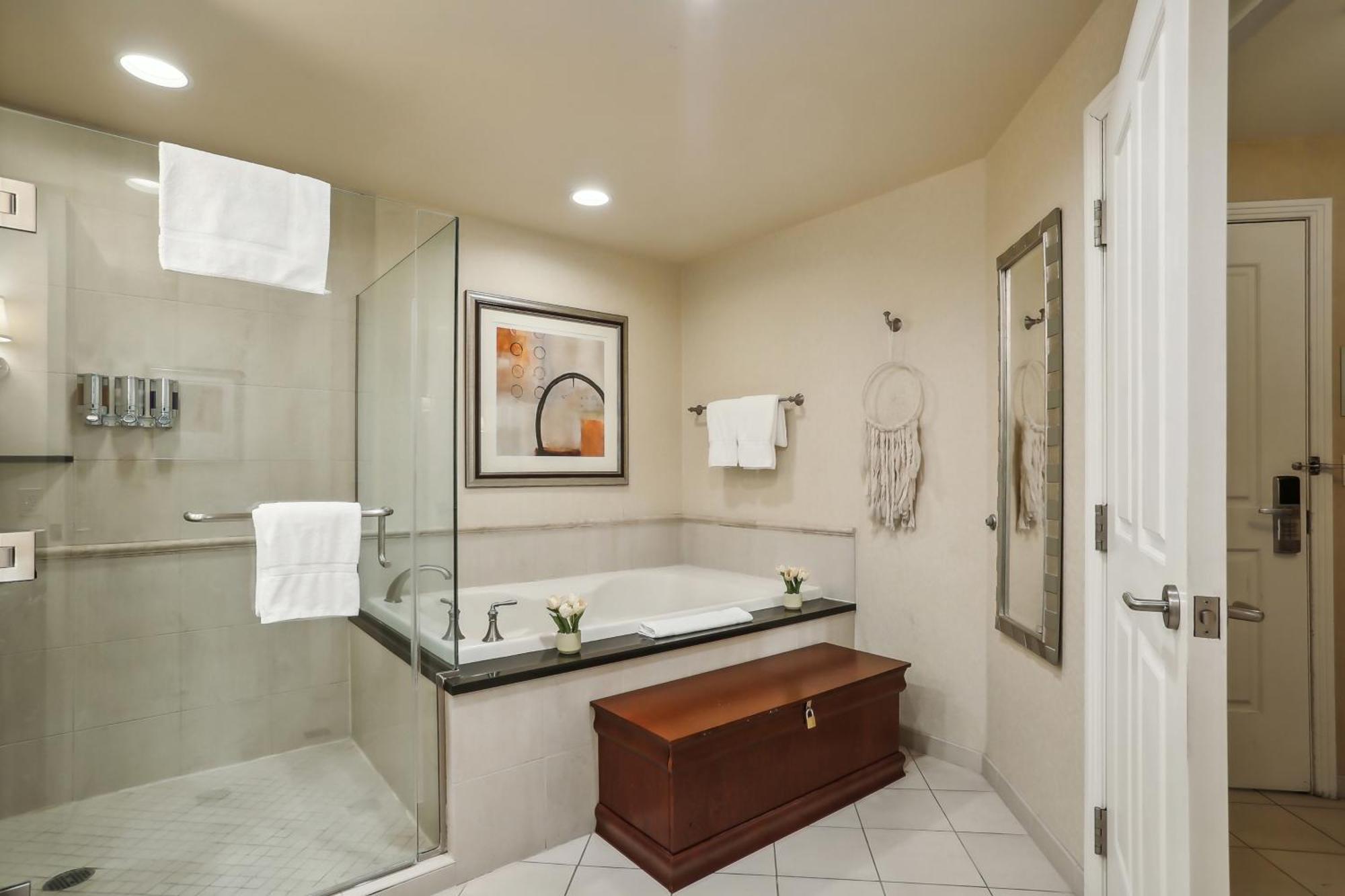 Mgm Signature Deluxe Balcony Strip View Suite Las Vegas Exterior foto